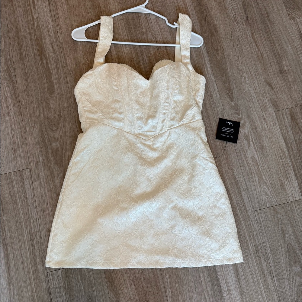 Elegant Cream Strap Dress
